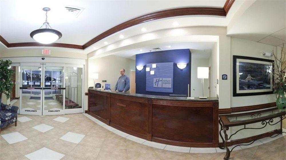 Holiday Inn Express Hotel & Suites Cherokee-Casino By Ihg Экстерьер фото