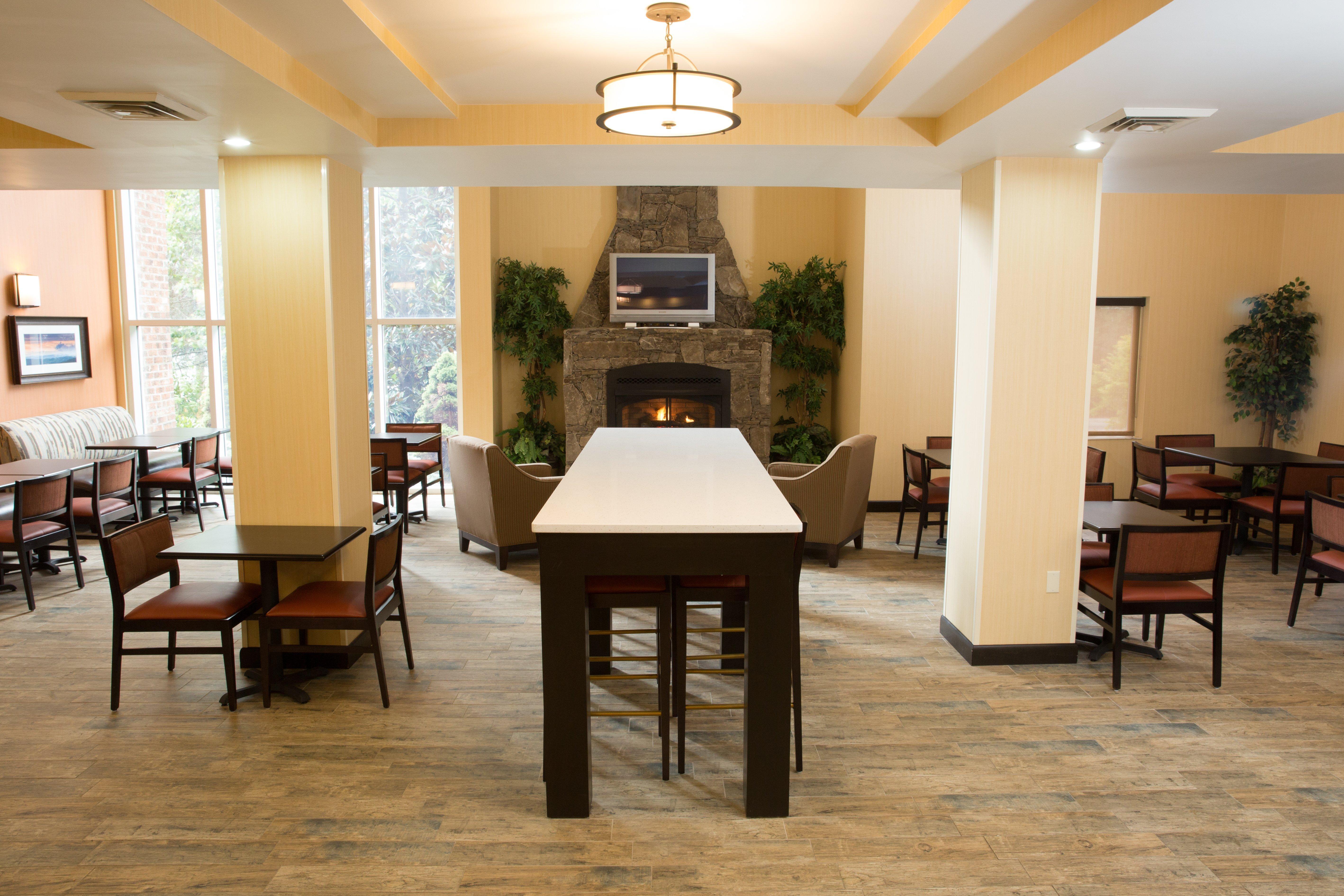 Holiday Inn Express Hotel & Suites Cherokee-Casino By Ihg Экстерьер фото