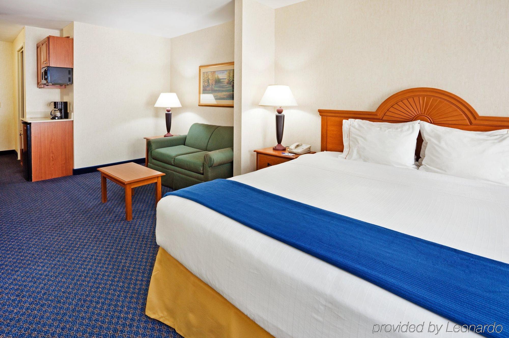 Holiday Inn Express Hotel & Suites Cherokee-Casino By Ihg Экстерьер фото